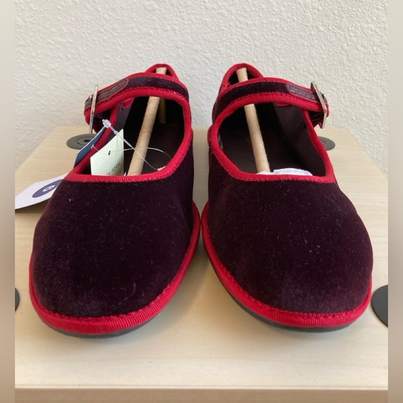 Universal Thread Velvet Mary Jane Flats - Burgundy and Red - Picture 4 of 10